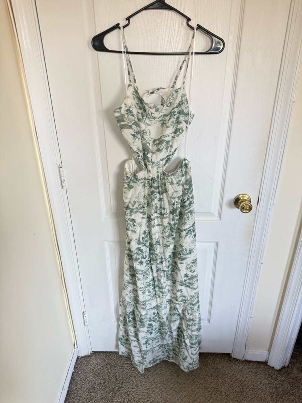 Abercrombie & Fitch Cutout Maxi Green Dress - Picture 2 of 7